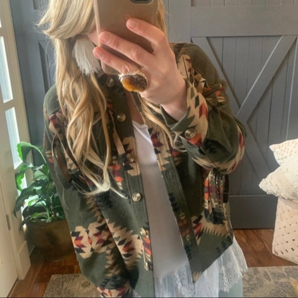 New Aztec Print Fringed Jacket Western Barn Coat Southwest Vintage Boho Shacket - Picture 6 of 11